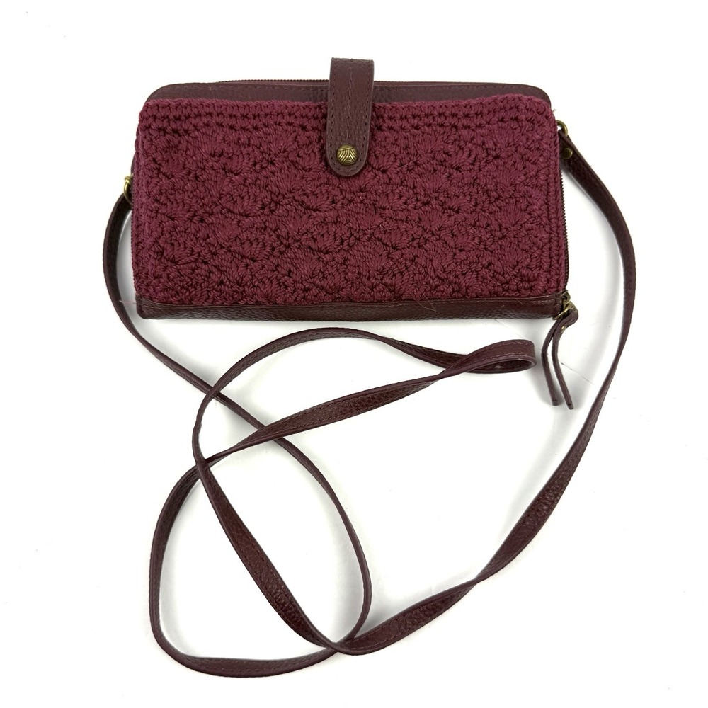 The Sak Iris Crochet Crossbody Smartphone Wallet Burgundy Leather Knit Used Once - Picture 2 of 9
